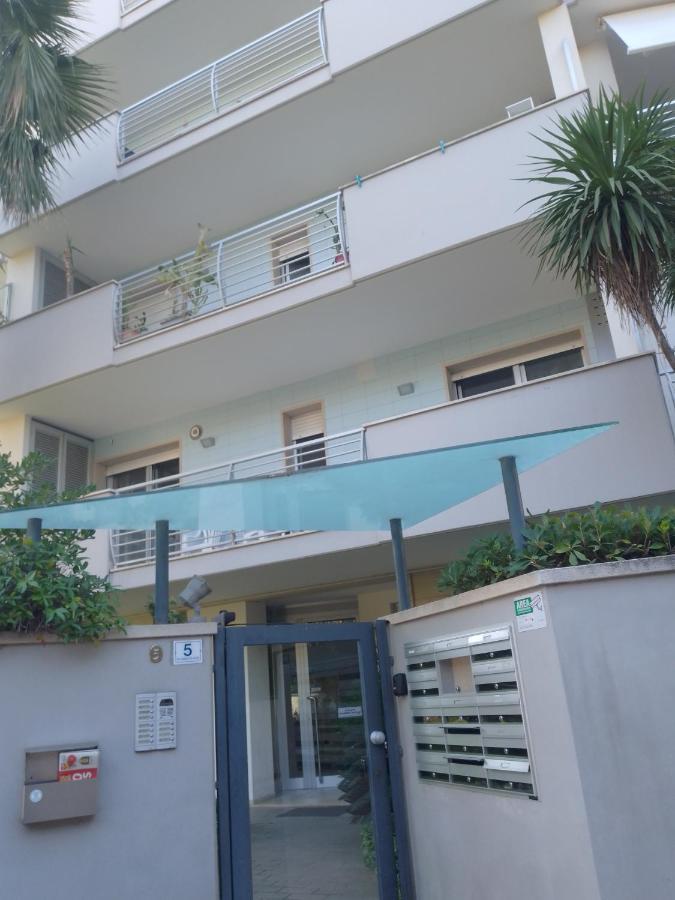 شقة Casa Delle Sorprese بيسكارا المظهر الخارجي الصورة